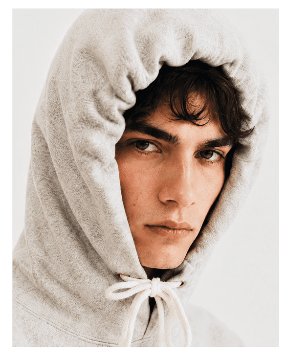 Retrato con capucha